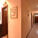 Hotel Capri 2*
