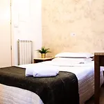 Capri Hotel