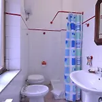 Hotel Capri 2*