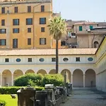 Hotel Capri