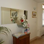 Capri Hotel